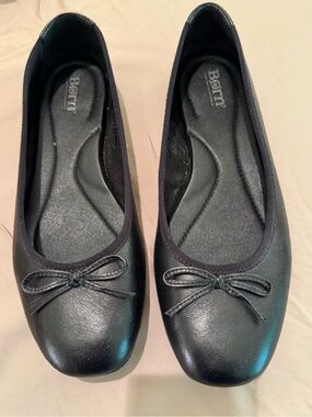 Born Women's Black Suede Ballet Flats with Bow